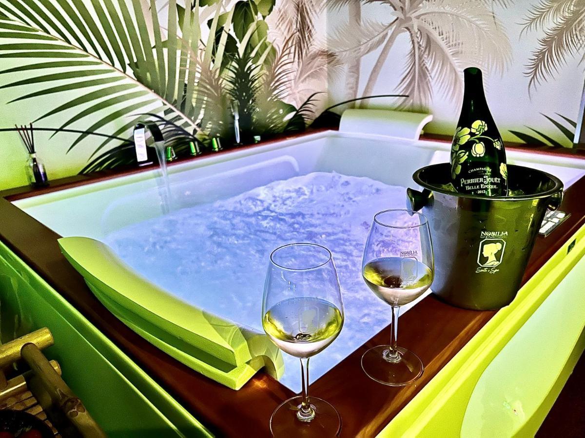 Nobilia Dimore - Suite & Spa スティーア エクステリア 写真
